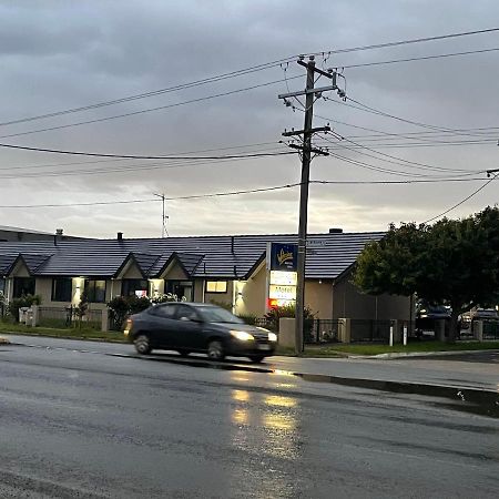 Shepparton Motor Inn Tudor House Motel Exterior foto