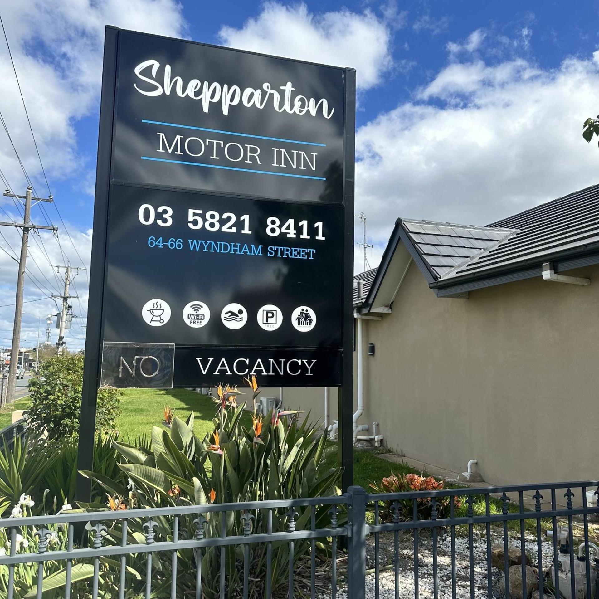 Shepparton Motor Inn Tudor House Motel Exterior foto